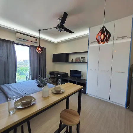 Pj The Grand By Skylimit Suites Petaling Jaya Exterior photo