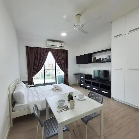 Pj The Grand By Skylimit Suites Petaling Jaya Exterior photo