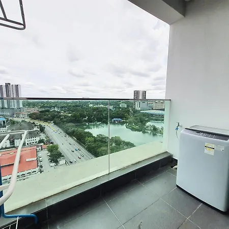 Pj The Grand By Skylimit Suites Petaling Jaya Room photo