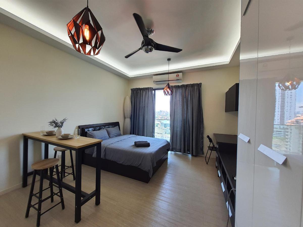Apartment Pj The Grand By Skylimit *