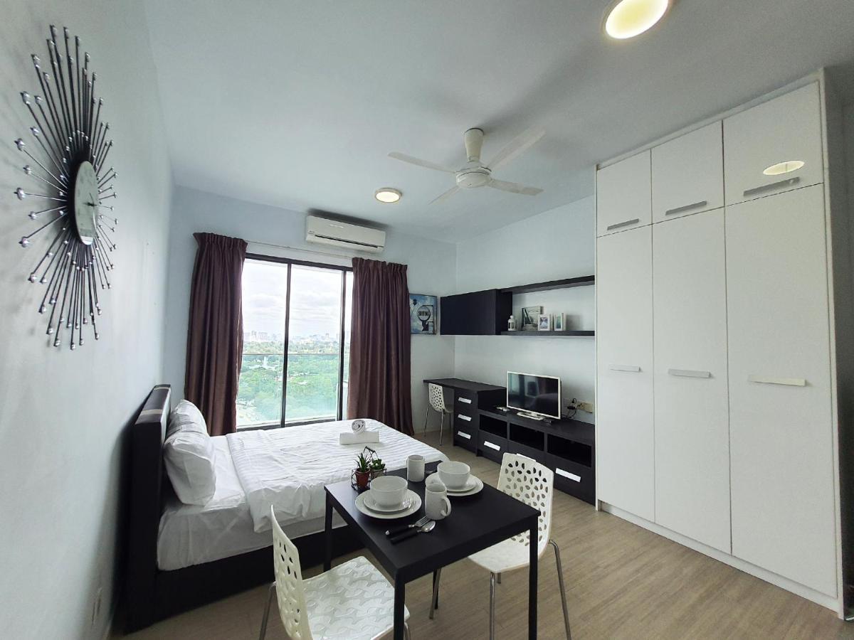 Apartment Pj The Grand By Skylimit