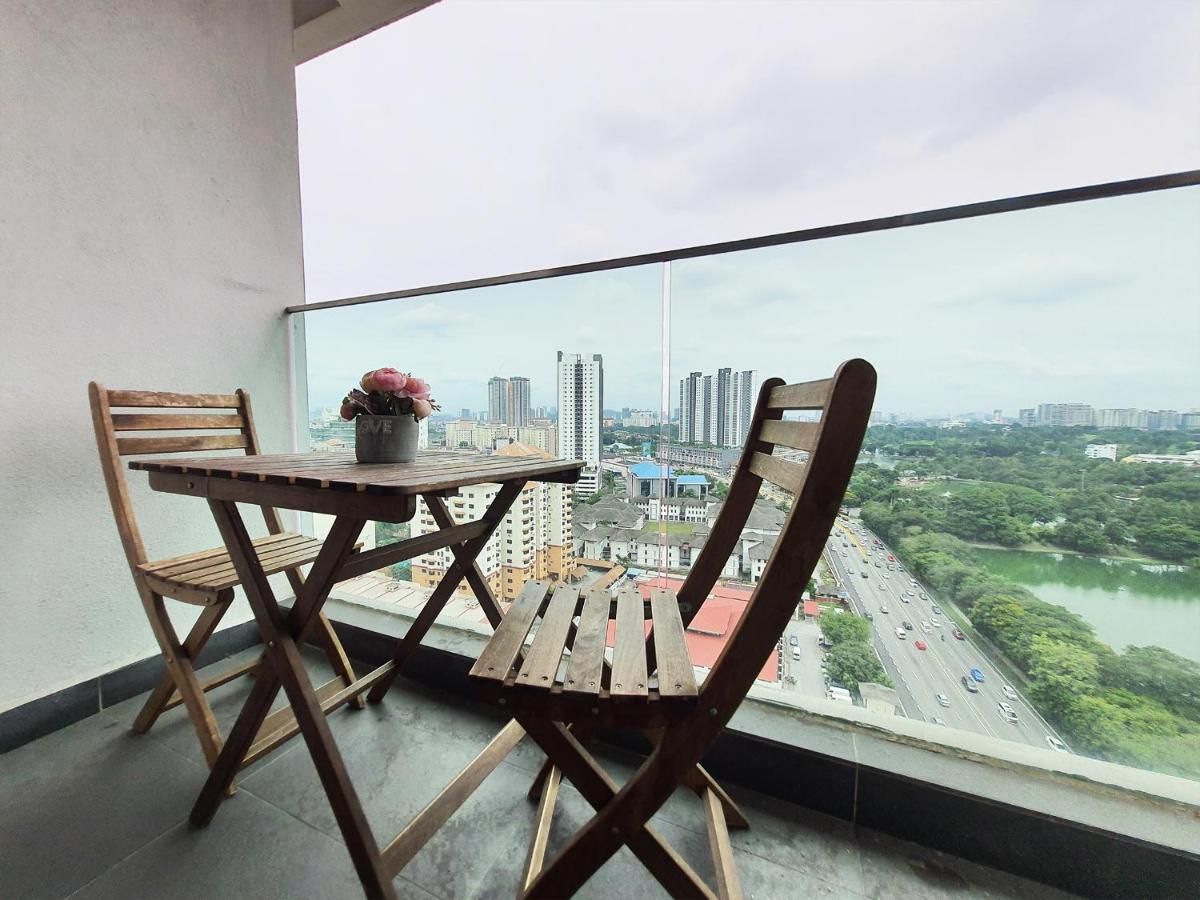 Pj The Grand By Skylimit Apartment *
